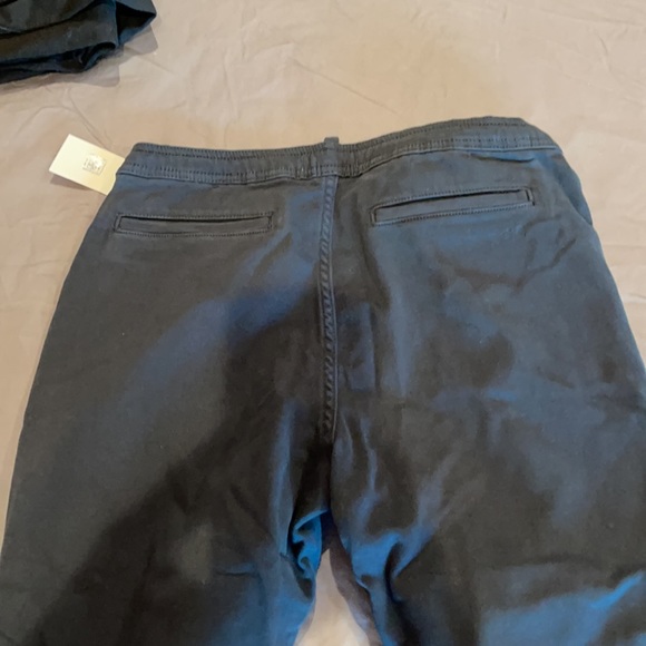 DL1961 boys pull on draw string kahki - Picture 2 of 4